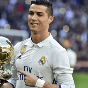 Ronaldo sinh năm bao nhiêu? Tiểu sử, sự nghiệp siêu sao bóng đá thế giới