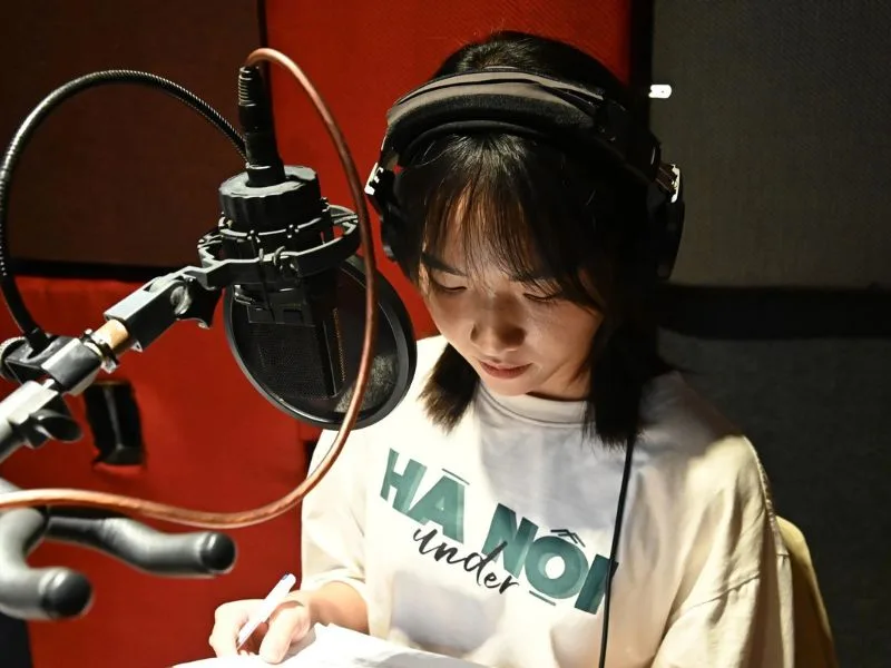 podcast la gi giai ma suc hut cua nhung cau chuyen bang am thanh