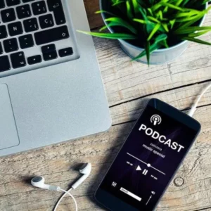 Podcast là gì? GIẢI MÃ sức hút của những câu chuyện bằng âm thanh