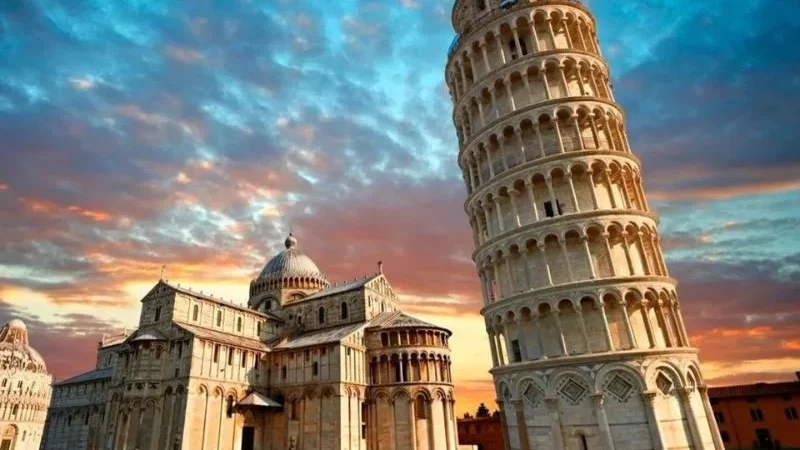Tháp Nghiêng Pisa – Biểu tượng KIẾN TRÚC NGHIÊNG qua hàng trăm năm