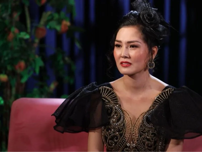 tieu su hoa hau kim thoa bolero tu solo cung bolero den ngoi vi hoa hau