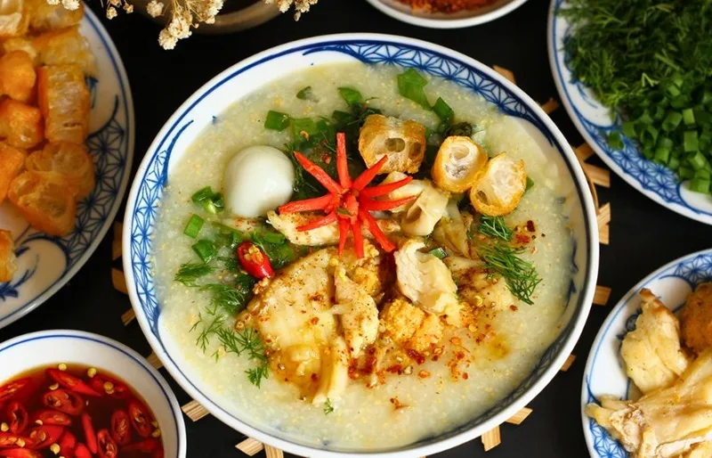 Cách nấu cháo cá chép thơm ngon, thịt mềm ngọt, không tanh